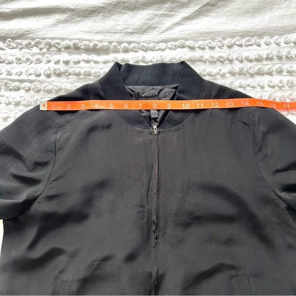 Eileen Fisher Women’s Black 100% Silk Bomber Jacket Size XS - Picture 17 of 17